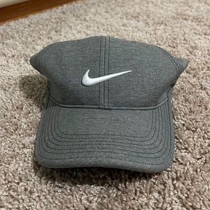 Nike golf hat